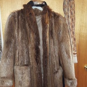 Real fur long lined coat. Brown/golden coat